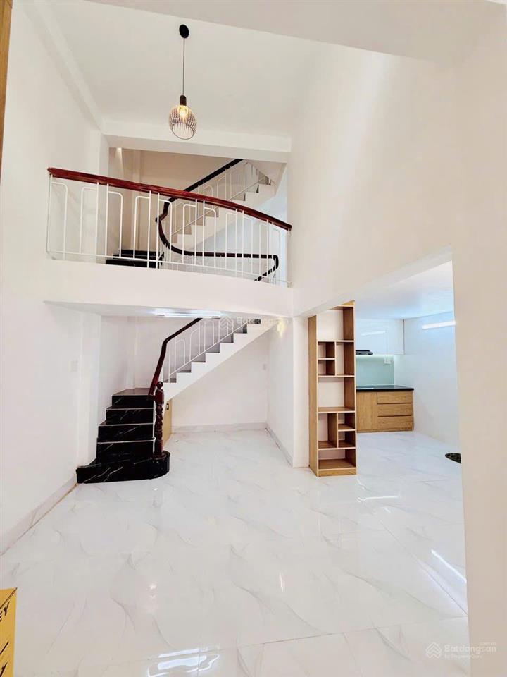 Nhà mới đẹp mới ở liền gần sân bay tân sơn nhất 8 x tỷ tl p,25 q.phú nhuậndt3,6 x 9,2 m4 tầng