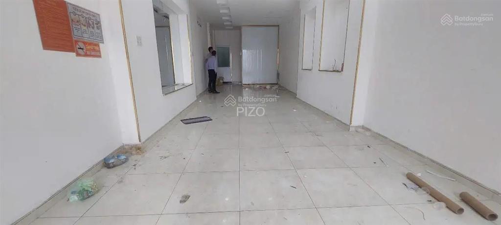 Mặt tiền trần quang khảikc 5 tầng thang máy (3,9 x 23 m)vị trí đẹp chỉ 31 tỷ tl,ptân định quận 1