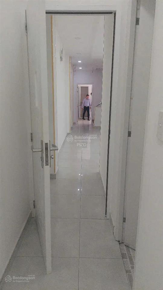 Mặt tiền trần quang khảikc 5 tầng thang máy (3,9 x 23 m)vị trí đẹp chỉ 31 tỷ tl,ptân định quận 1