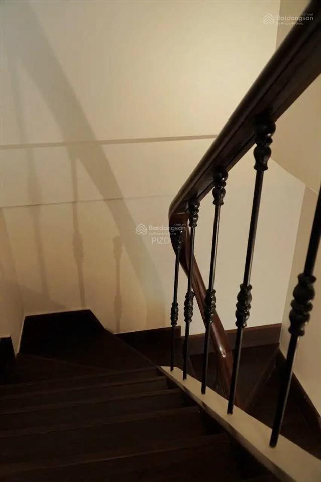 Mặt tiền hồ văn huê, phường 9, quận phú nhuận  kc 3 tầng (3 x 7,5 m)  vị trí đẹp giá 7,55 tỷ tl!