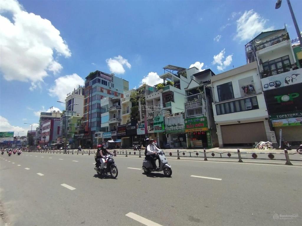 Hiếm hẻm thông phan đăng lưu p,15,phú nhuận4tầng,dt4 x 16,8mhđt 40 triệu/thgiá chỉ 14,9 tỷ tl!