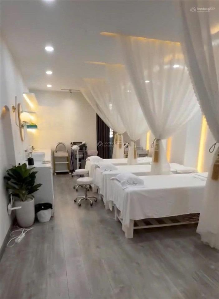 Hiếm hẻm thông phan đăng lưu p,15,phú nhuận4tầng,dt4 x 16,8mhđt 40 triệu/thgiá chỉ 14,9 tỷ tl!