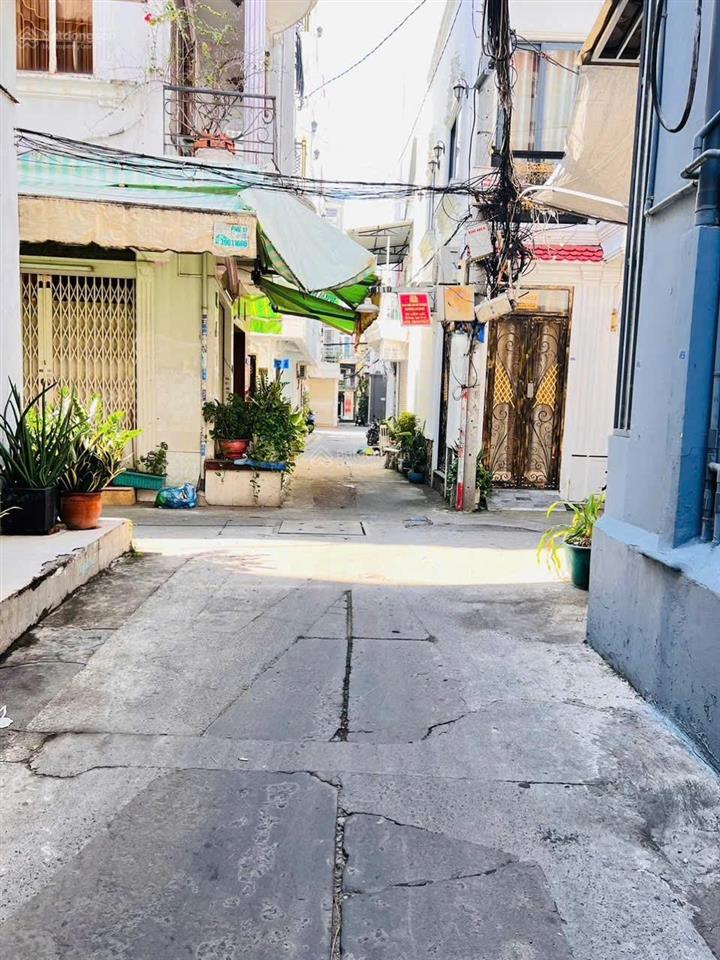 Siêu rẻ ,hẻm xe hơi 489 vip huỳnh văn bánh,p,13 q,pn dt4 x 13,5m2 tầng vuông vức a4,chỉ 8,5 tỷ tl