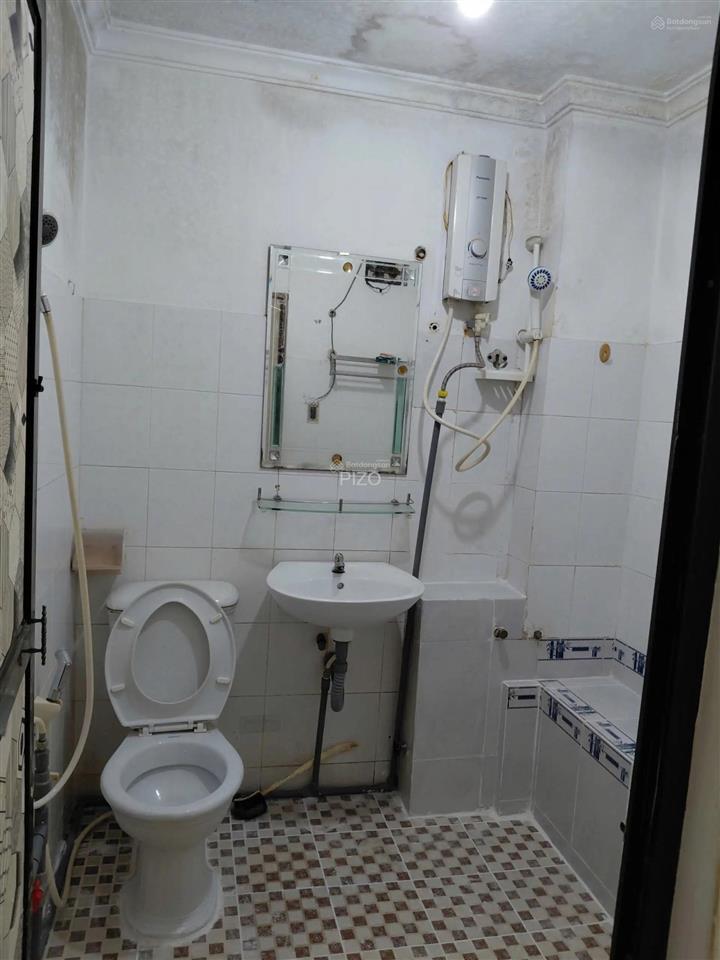 Siêu rẻ ,hẻm xe hơi 489 vip huỳnh văn bánh,p,13 q,pn dt4 x 13,5m2 tầng vuông vức a4,chỉ 8,5 tỷ tl