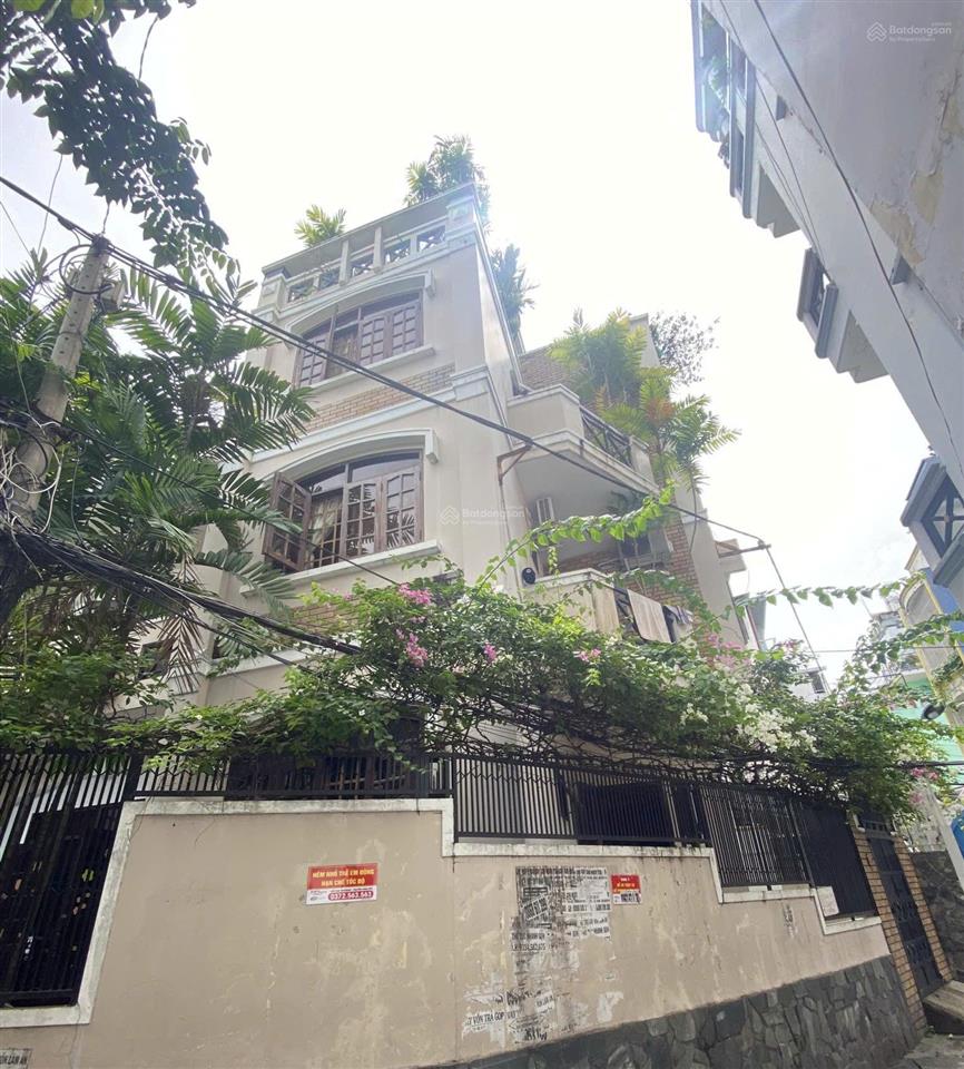 Duy nhất 1 căn,hxh siêu hiếm trần quang diệu,p14,q3,dt5,8 x 13,6m,4 tầng,góc 3 mặt hẻm chỉ 17,6 tỷ