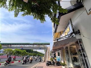 Siêu phẩm mt giá tốt phạm văn đồng, gò vấp dt 6 x 11m ( cn 48m² ),4 tầng kiên cố, 12,4 tỷ tl !