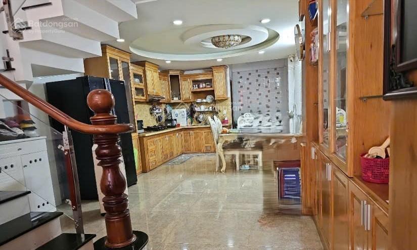 Gấp bán siêu phẩm 5 tầng hẻm ô tô khu sân bay cống lở dt 4 x 15,5m,cn61m² vuông vức,chỉ 9,1 tỷ tl