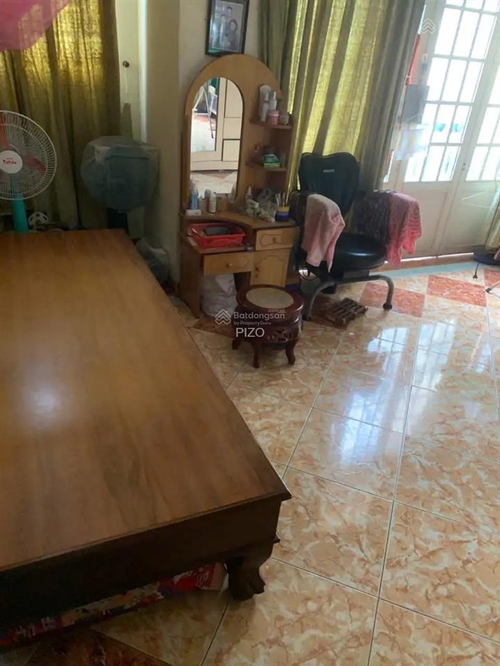Khan hiếm hẻm hoàng văn thụ,p15! chỉ 9,9 tỷ sở hữu nhà cn 70m², kết cấu 4 tầng sân thượng, hẻm sạch