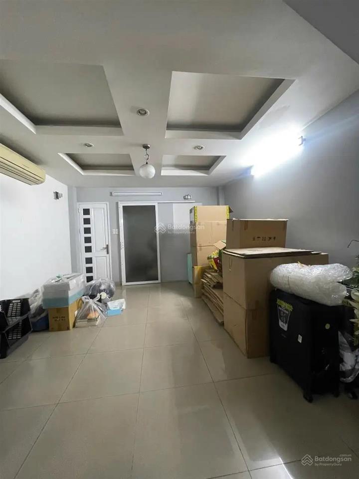 Mặt tiền khu đường hoa phú nhuận ngang đẹp 4,6m dài 18m,cn81m² 4 tầng vuông vức chỉ 24,5 tỷ tl !