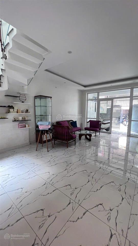 Siêu phẩm hoàng văn thụ ngang gần 5m xd 71,45m², hẻm trước nhà 6m, giá chỉ 9,6 tỷ 3 tầng vuông a4