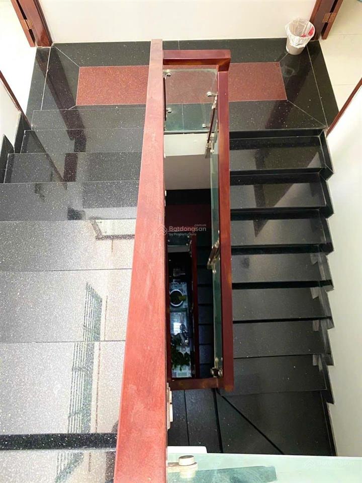 K300 p. 12, tân bình nhà mới 5 tầng btct hxh 6m, dt 5,3x13m chỉ 8,7 tỷ còn thương lượng