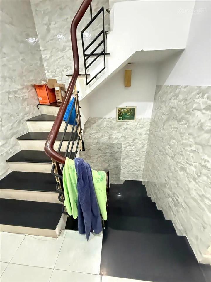 Chỉ 7,5 tỷ sở hữu ngay nhà cộng hòa tân bình hxh 5m thông dt3,3 x 15m kc2 tầng gấp bán có giá tốt