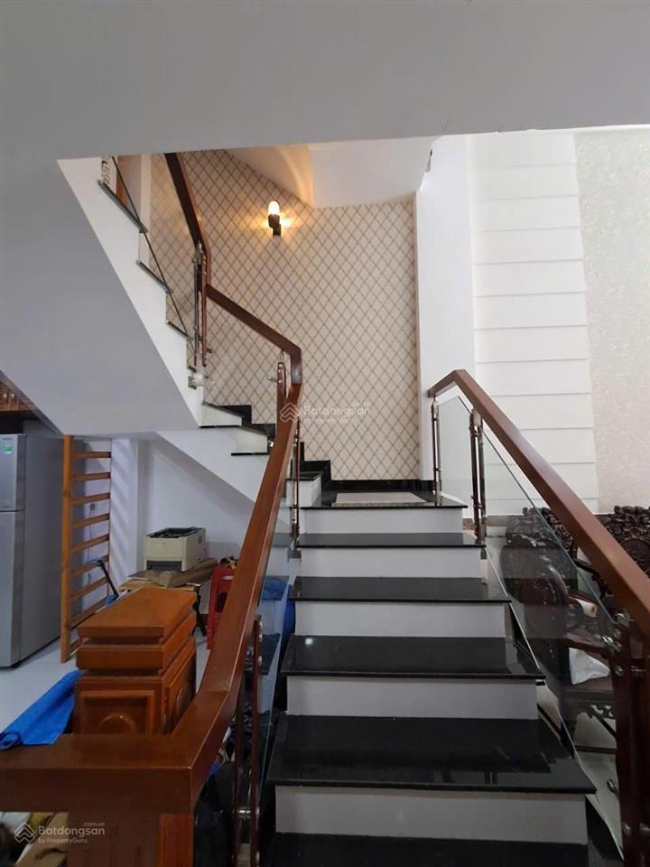 Gấp bán siêu phẩm 5 tầng hẻm ô tô khu sân bay cống lở dt 4x14m, cn 55,2m2 vuông vức, chỉ 8,4 tỷ tl