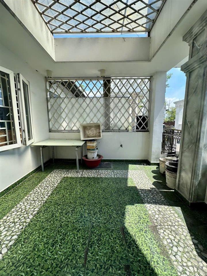 Gấp bán siêu phẩm 5 tầng hẻm ô tô khu sân bay cống lở dt 4x14m, cn 55,2m2 vuông vức, chỉ 8,4 tỷ tl
