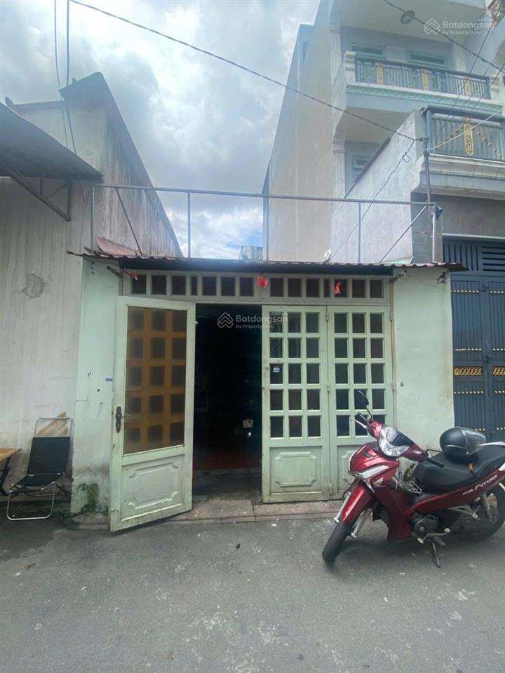 Hẻm xe hơi 8m gò vấp  dt 4,2 x 19m cn 69,6m2  2 tầng vị trí quang trung gần chợ giá 6,7 tỷ tl