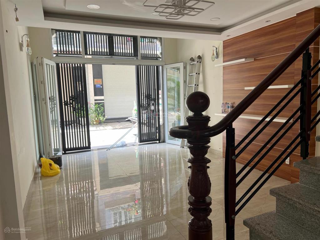 Gấp bán nguyễn sỹ sách, p,15 tân bình dt 4.2 x 12m,cn50,4m2 kc 5 tầng giá 7,7 tỷ thương lượng !