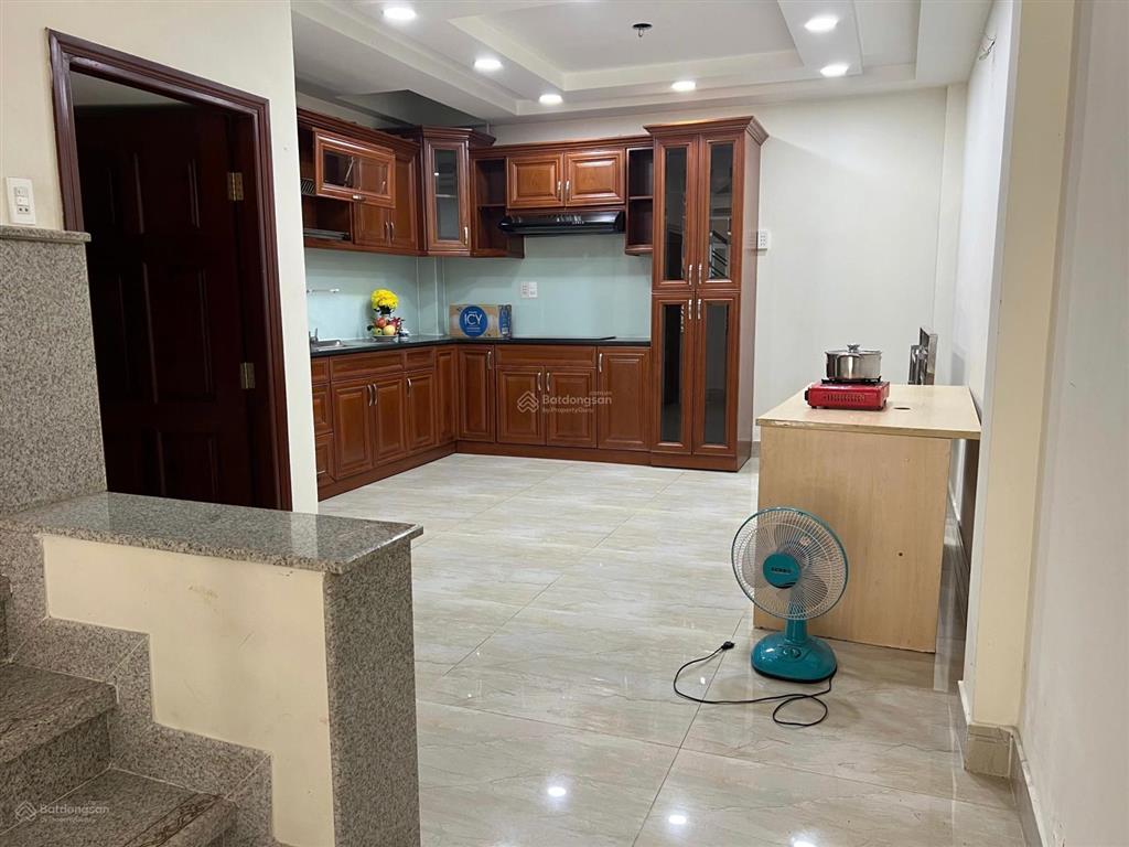 Gấp bán nguyễn sỹ sách, p,15 tân bình dt 4.2 x 12m,cn50,4m2 kc 5 tầng giá 7,7 tỷ thương lượng !