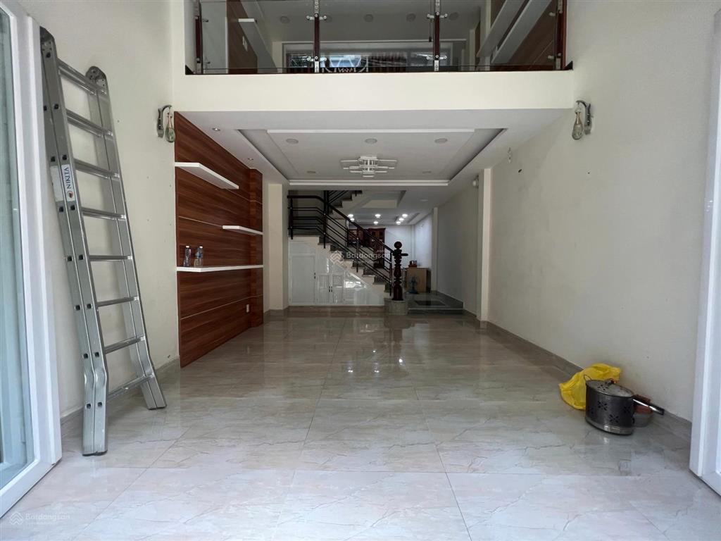 Gấp bán nguyễn sỹ sách, p,15 tân bình dt 4.2 x 12m,cn50,4m2 kc 5 tầng giá 7,7 tỷ thương lượng !
