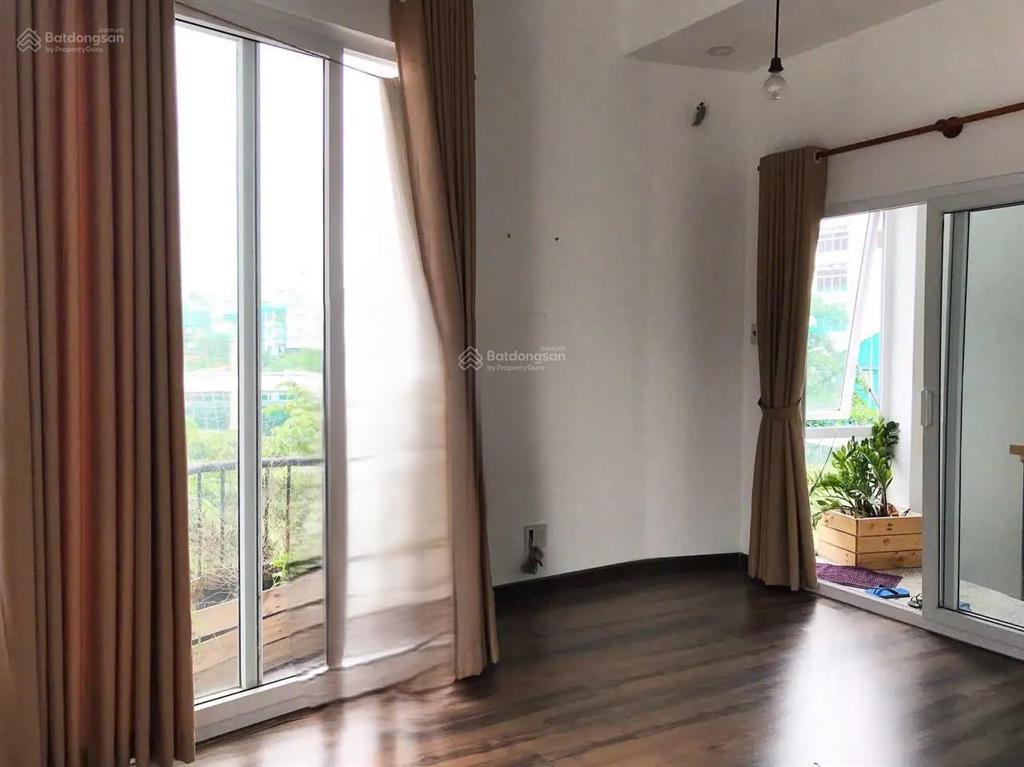 Căn góc 3 mặt hẻm xe hơi quận phú nhuận  dt 8 x 4m kc 5 tầng giá chỉ 6,8 tỷ nhà ngay phường 7.
