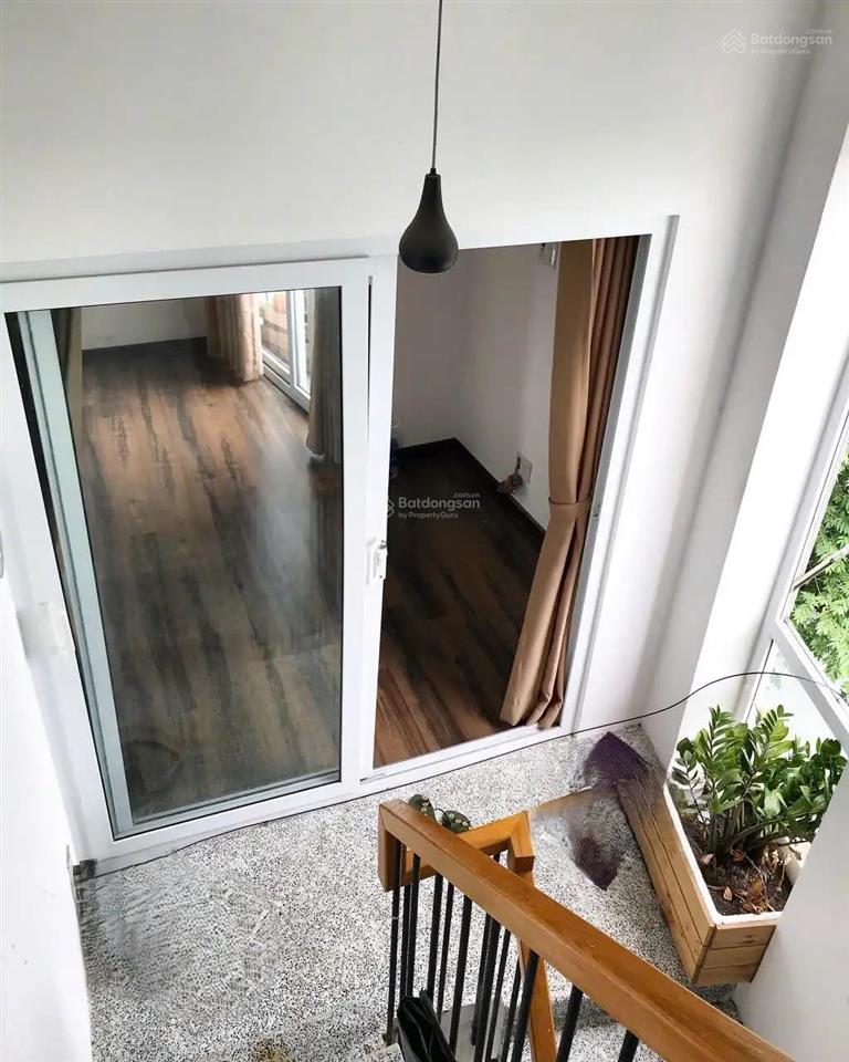 Căn góc 3 mặt hẻm xe hơi quận phú nhuận  dt 8 x 4m kc 5 tầng giá chỉ 6,8 tỷ nhà ngay phường 7.