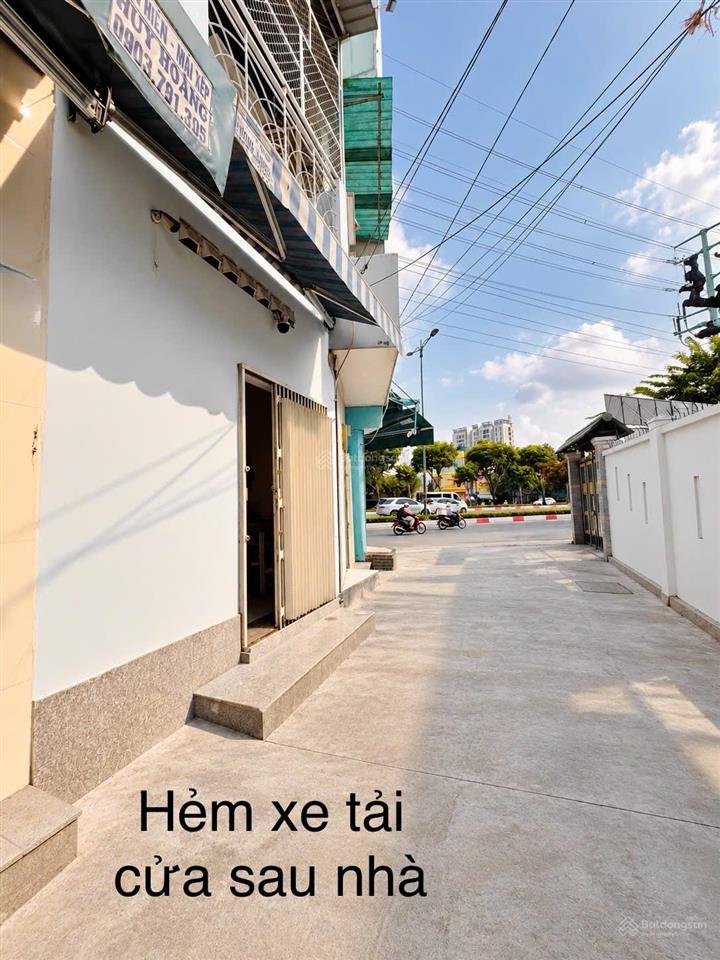 Siêu phẩm mt giá tốt đường phạm văn đồng quận gò vấp dt4,3 x 9 m (cn28 m²) 3 tầng chỉ 6,5 tỷ tl !