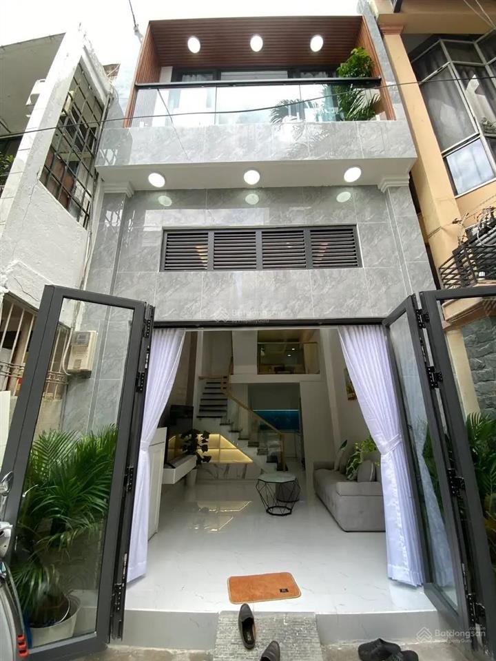 Siêu vị trí dt 3,6 x 8,9m hiện trạng nhà 3 tầng giá 6,6 tỷ cách mt nguyễn trọng tuyển chỉ 2 căn