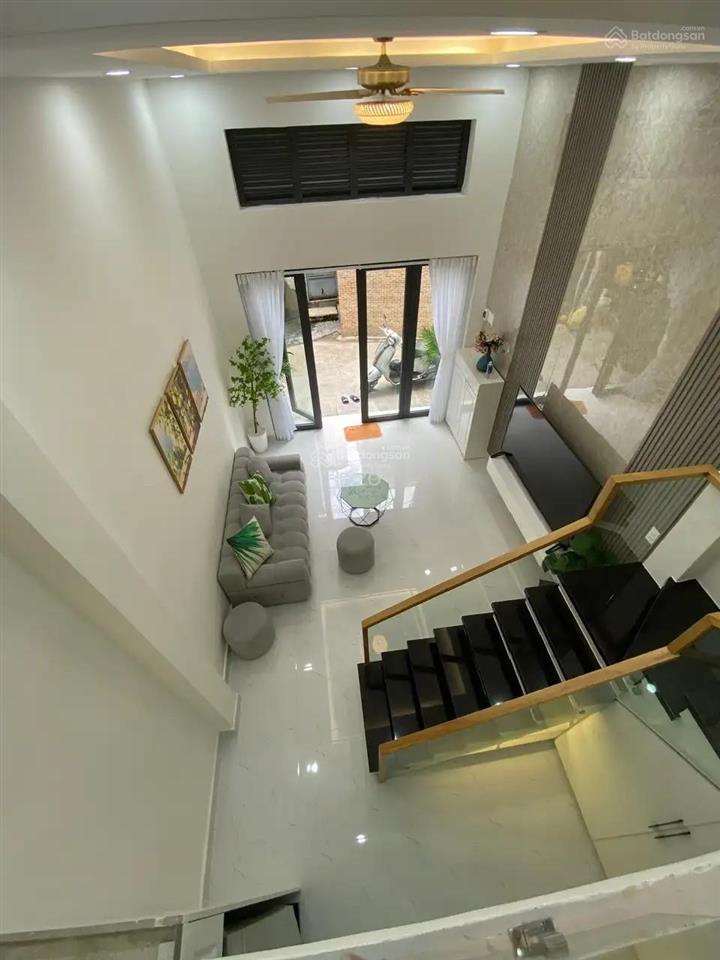 Siêu vị trí dt 3,6 x 8,9m hiện trạng nhà 3 tầng giá 6,6 tỷ cách mt nguyễn trọng tuyển chỉ 2 căn
