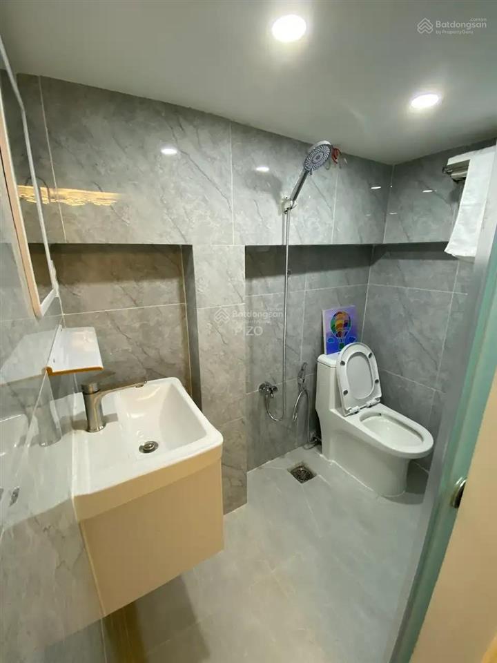 Siêu vị trí dt 3,6 x 8,9m hiện trạng nhà 3 tầng giá 6,6 tỷ cách mt nguyễn trọng tuyển chỉ 2 căn