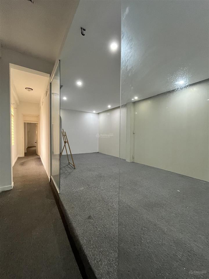 Hot. cho thuê nhà mặt tiền trung tâm đường pasteur, đà nẵng, dt đất 200m2, dtsd 550m2