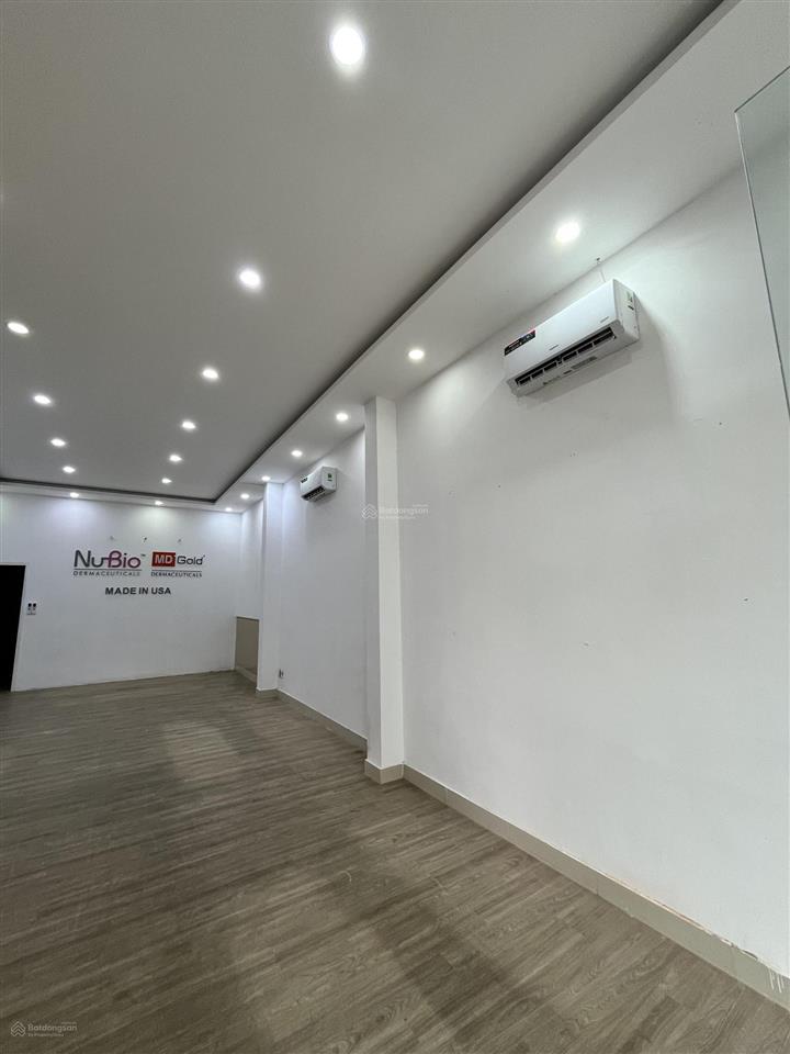 Hot. cho thuê nhà mặt tiền trung tâm đường pasteur, đà nẵng, dt đất 200m2, dtsd 550m2