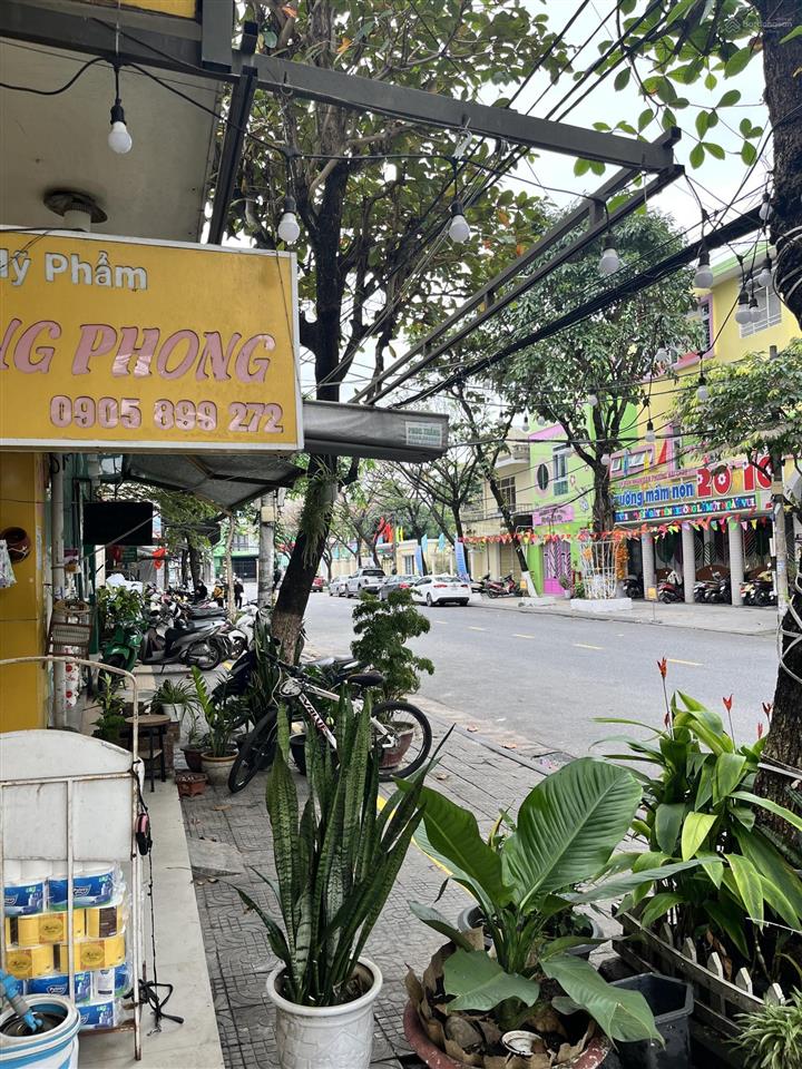 Hot. cho thuê nhà mặt tiền trung tâm đường pasteur, đà nẵng, dt đất 200m2, dtsd 550m2