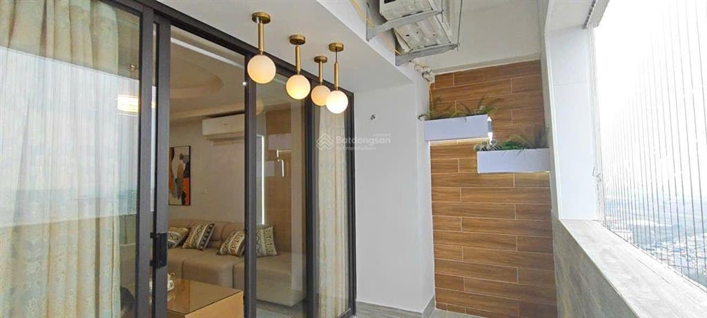 Chân dài chung cư bình vượng 200 quang trung hà đông chính chủ, 4pn + 2vs, 6 tỷ