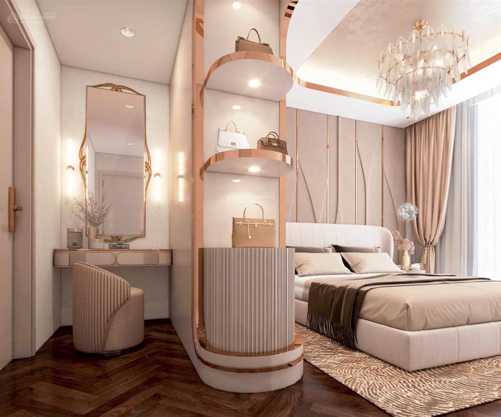 4,4tỷ cơ hội duy nhất chuyển nhượng căn 2pn trục 03 đẹp golden crown