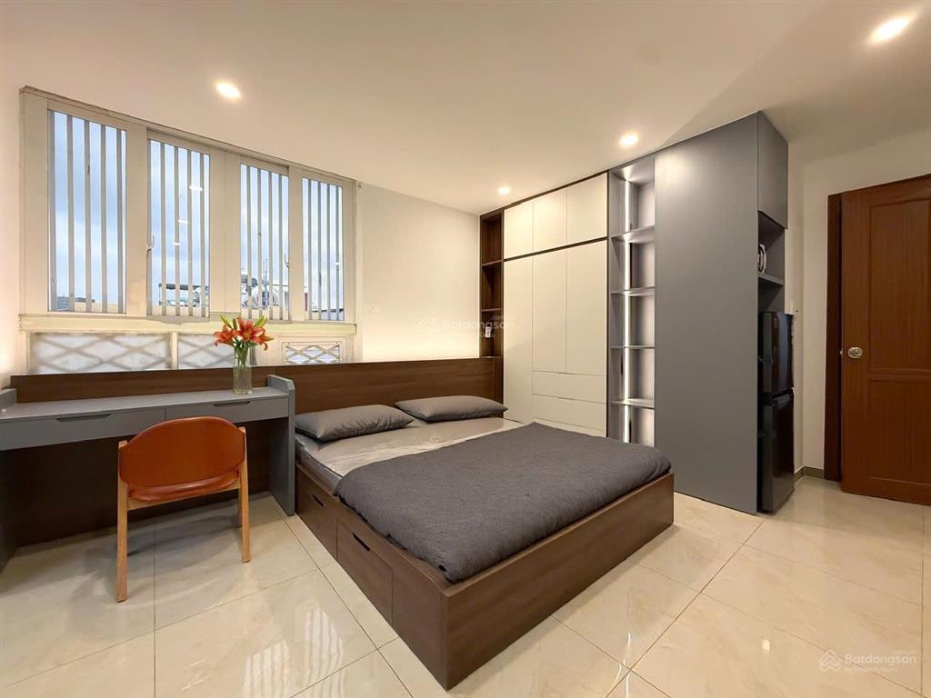 Căn hộ phú nhuận gần phan xích long  full nội thất ban công thoáng sáng  hoa sữa  phú nhuận