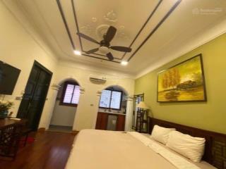 Gà đẻ trứng vàng lõi phố cổ hàng chiếu  full nội thất  4 tầng  6.6 tỷ