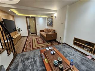 Tập thể hoàn kiếm  4.2 tỷ  cách mp 5m  thông tầng ở sướng  sđcc