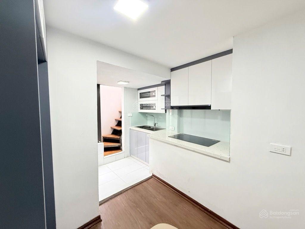 Bán nhà phố cổ  ngay phố hàng đậu  ô tô thông  5,25 tỷ  ở kinh doanh hay làm homestay đều ổn