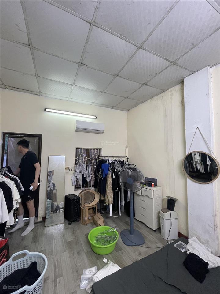 Bán nhà phố cổ ngay hàng than  tt ba đình  sổ vuông vắn đẹp  3 tầng  chỉ 4 tỷ
