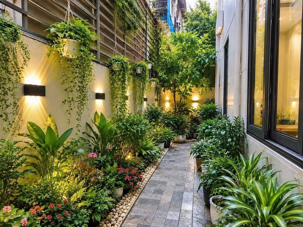 Bán nhà phân lô lò đúc nhà dân xây tâm huyết hàng hiếm hai thoáng  70m2  hơn 17 tỷ