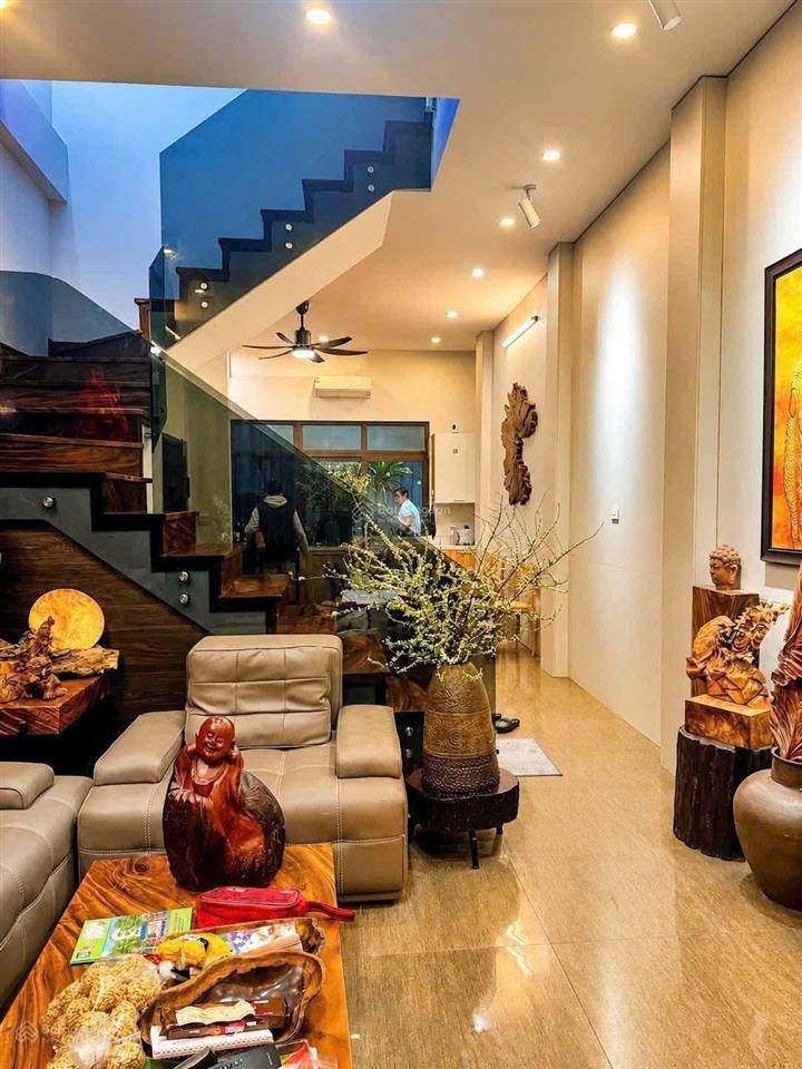 Bán nhà phân lô lò đúc nhà dân xây tâm huyết hàng hiếm hai thoáng  70m2  hơn 17 tỷ