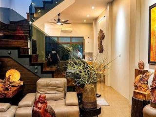 Bán nhà phân lô lò đúc nhà dân xây tâm huyết hàng hiếm hai thoáng  70m2  hơn 17 tỷ