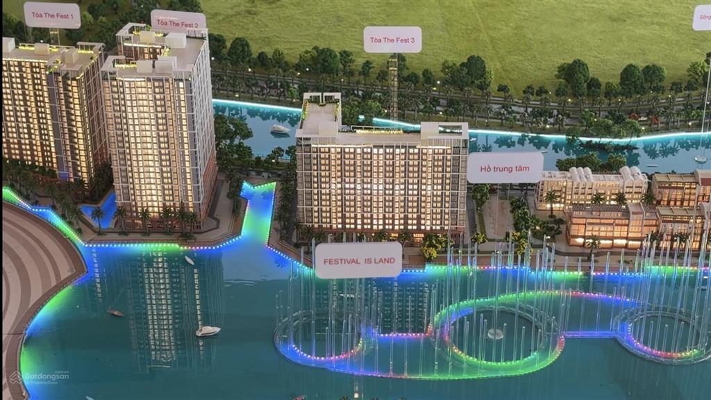 Bán căn hộ studio trọn view vip sân khấu nước và pháo hoa, dt 49,5m2, giá f0 2,1 tỷ