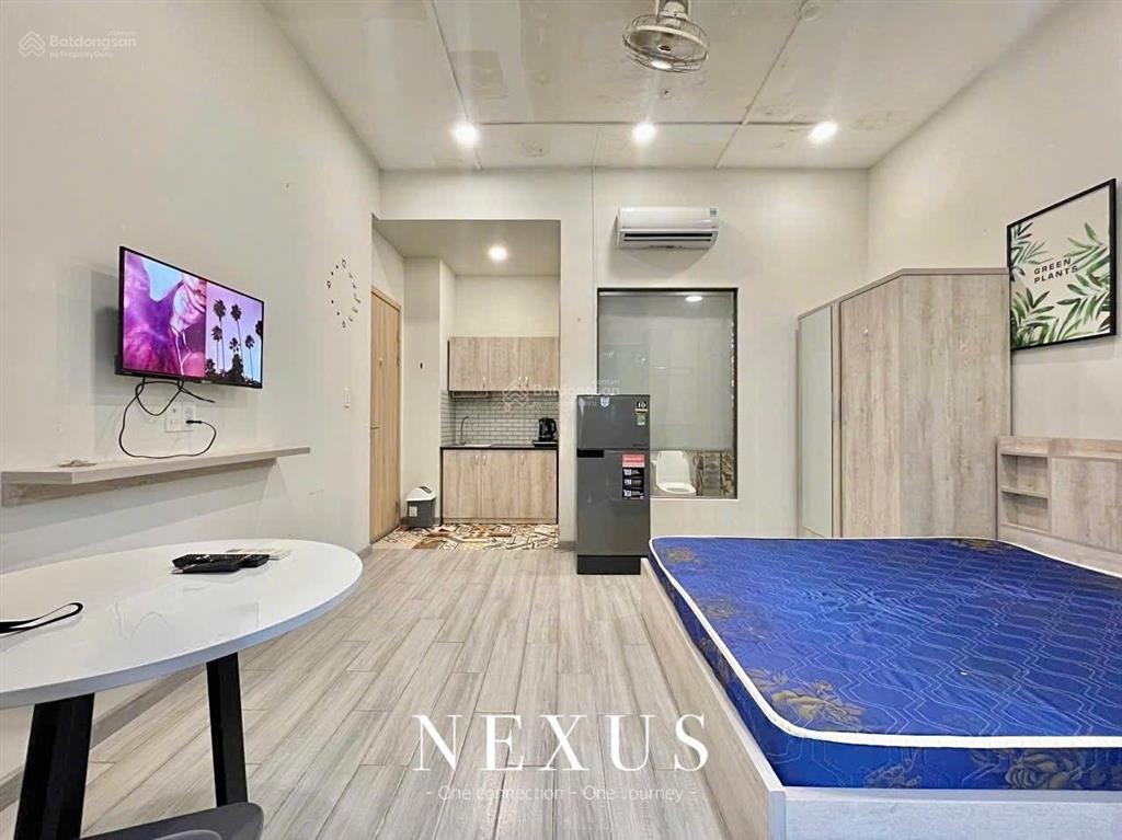 Studio ban công cực sang trần quang diệu, q3 giáp phú nhuận, quận 1