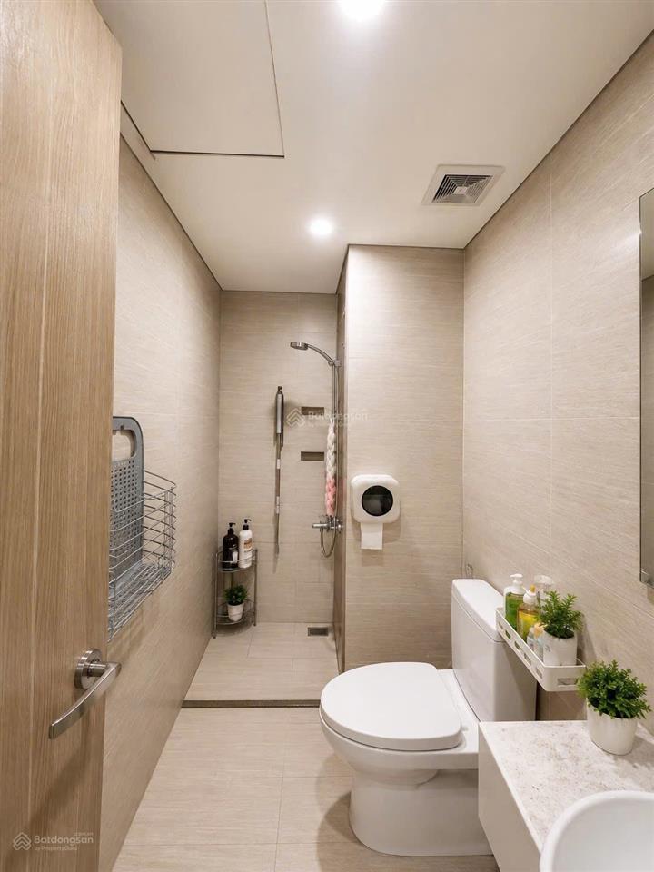Cắt lỗ sâu căn 1n+ giá 2,3 tỷ full nội thất  vinhomes ocean park