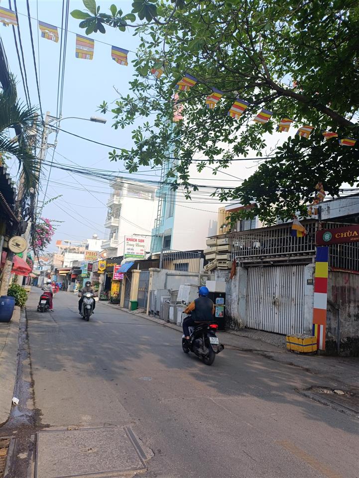 Bán nhà mặt phố 178m2, đường 42, bình trưng đông, quận 2, 16.9 tỷ vnd