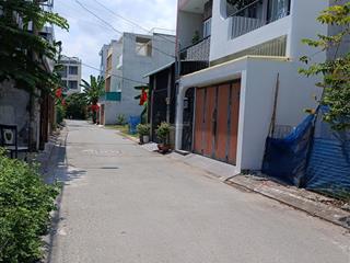 Nhà góc 2 mặt tiền phú hữu  cực hiếm  giá chỉ 7.5 tỷ!