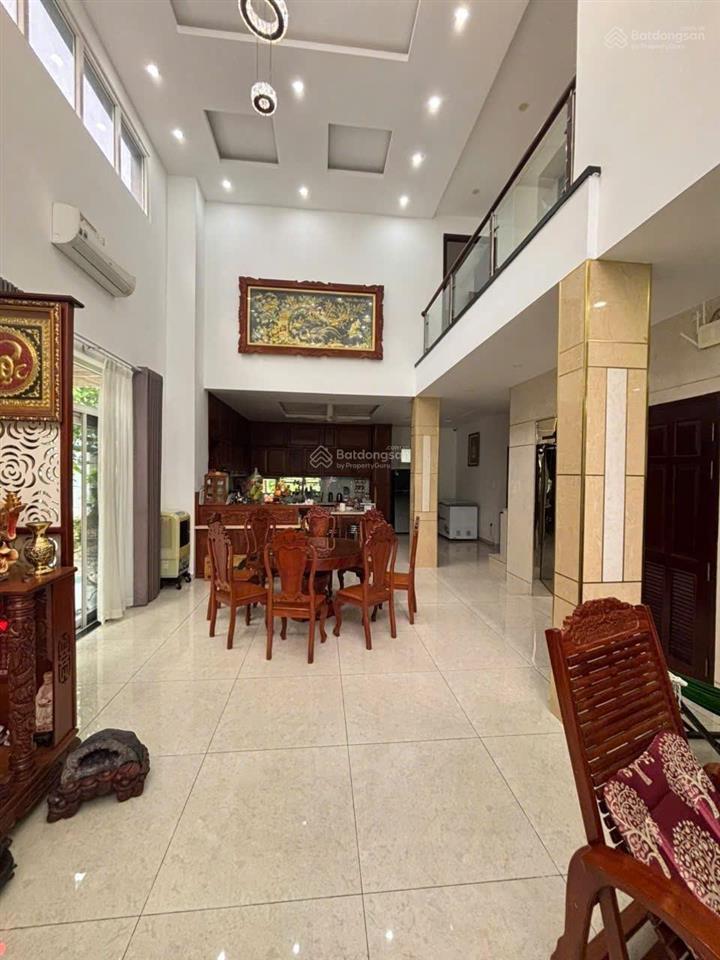 Biệt thự villa park phú hữu, tp. thủ đức