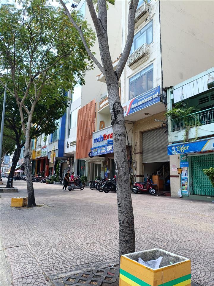 Bán tòa nhà văn phòng 105,2 m đất với 8 tầng, đường hoàng diệu, giá 58 tỷ, thương lượng.