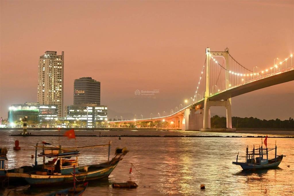 Căn góc  trực diện mặt sông hàn  2pn , chiết khấu lên đến 18%  view pháo hoa  giá gốc từ cđt