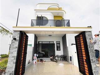 Chủ nhà cần bán gấp căn nhà lô góc 2mt ngay văn miếu trấn biên sổ hồng riêng đường 2 xe hơi né nhau